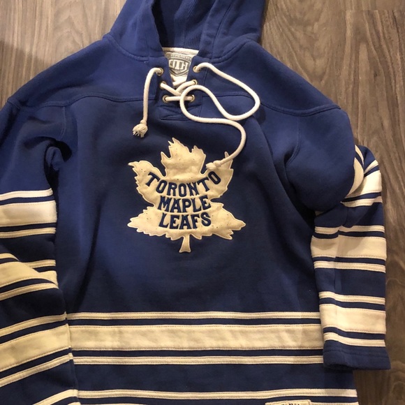 toronto maple leafs sweatshirts